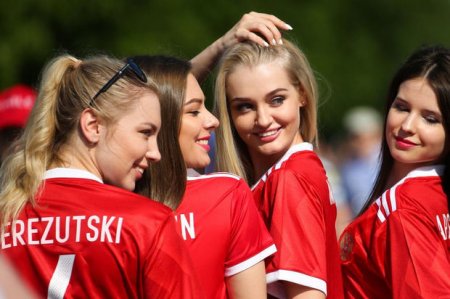 Nigeriyalı futbolçuların rus qızlarla görüşməsinə qadağa qoyuldu
