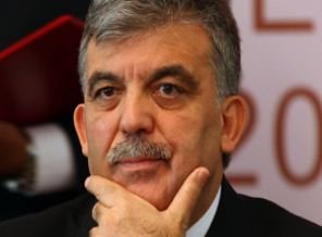 Abdullah Gülün şəxsi həkimi həbs edildi