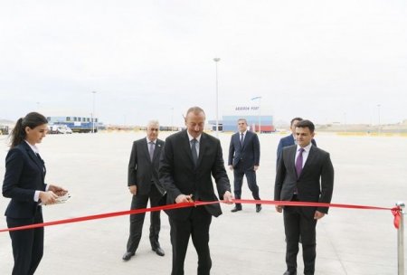 Prezident Abşeron Logistika Mərkəzinin açılışında - FOTO