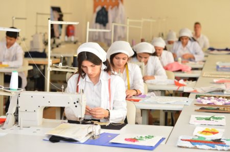 Azərbaycanda 10 peşə təhsil mərkəzi yaradılıb