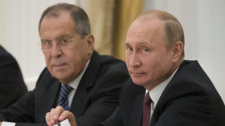 Putin və Lavrov "İlin siyasətçiləri" seçildi