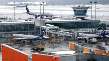Moskva aeroportuna mina keçirməyə cəhd edən ABŞ diplomatı saxlanılıb