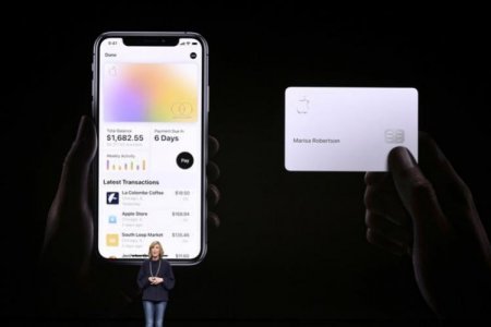 "Apple" bank kartları buraxır