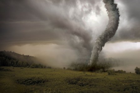 ABŞ-da tornado nəticəsində 130-dan çox adam xəsarət alıb
