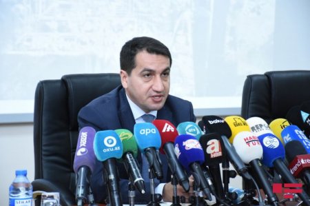 Hikmət Hacıyev: “Ermənistan enerji infrastrukturlarını da hədəfə alır ki, bu, digər ölkələr üçün də təhlükə yaradır”