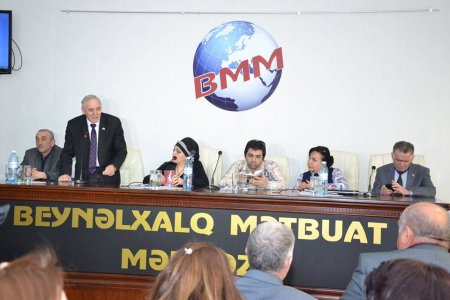 "Bilsin Ana torpaq, eşitsin Vətən!"