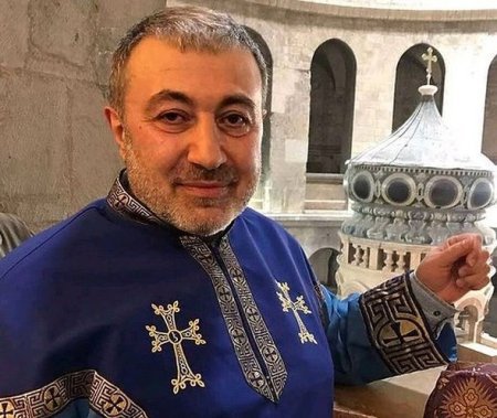 Ekstrasens Zirəddin Xaçaturyanın qətlini araşdırır