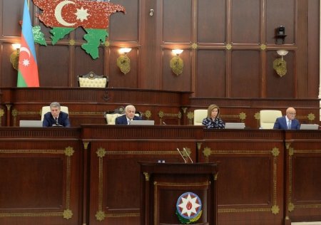 Milli Məclis bu gün 32 məsələyə görə iclas çağırıb - GÜNDƏLİK