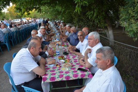 Azerbaycanda yaşayan Ahıska Türkleri VATAN İctimai Birliyi -nin təşkilatçılığı, dəyərli millətimizin dəstəyi ilə İftar yeməyi verilmişdir