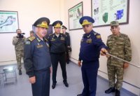 Müdafiə naziri HHQ-nin yeni radiolokasiya stansiyasının idarəetmə məntəqəsinin açılışında iştirak edib