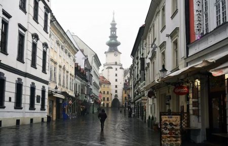 Aprelin 22-dən Slovakiyada karantin rejimi yumşaldılacaq