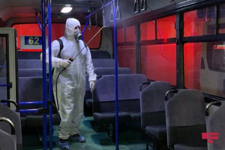 Bəzi marşrut avtobusları yenidən dezinfeksiya edilib, sürücülər üçün arakəsmə yaradılıb