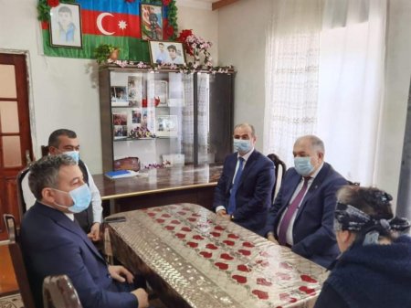 Əziz Əzizov  şəhid ailələrinə xüsusi həssaslıqla yanaşır