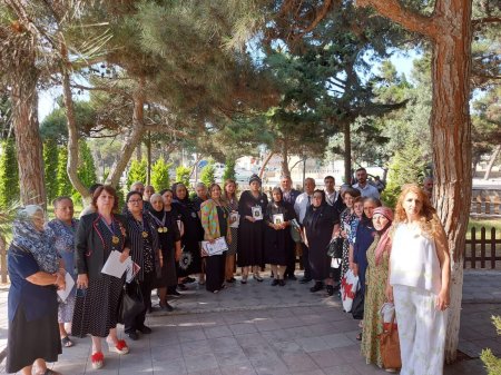 "Qafqaz Media" İctimai Birliyinin təşkilatçılığı ilə şəhid analarına medallar təqdim olundu