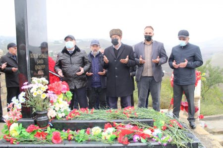 Yardımlı rayonu Arus kəndidə şəhid Qarayev Amal Ədalət oğlunun il dönümü qeyd olundu.