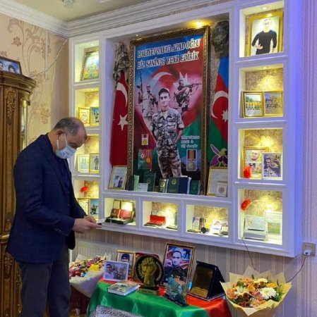 YAP Suraxanı rayon təşkilatının nümayəndələri şəhid ailələrin mütəmadi ziyarət edir