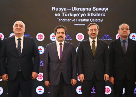 Rusya-Ukrayna savaşı ve Türkiye’ye etkileri Tehditler ve Fırsatlar” isimli  çalıştay gerçekleştirildi