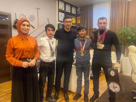 "Səssiz Dünya" İctimai Birliyinin Gənclər və İdman Naziri ilə görüşü