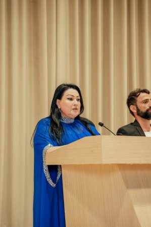 Parvana Salmangizi: ülkemi seviyorum!
