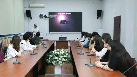 Xəzər”də “Simsiz rabitədə yaranan yeni tendensiyalar və texnologiyalar” mövzusunda seminar