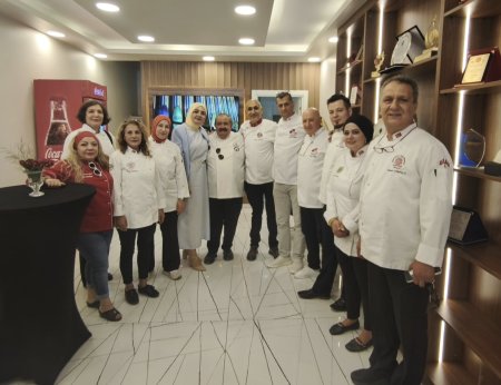 Guinness Rekortmeni Şef Mahmut Dolmacı’dan Mamak’a Lezzet İmzası